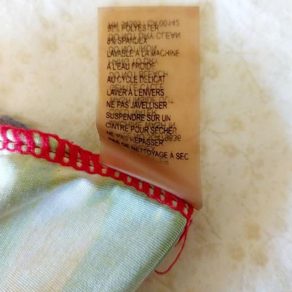 Peter Nygard  Women Top - Picture 3 of 4